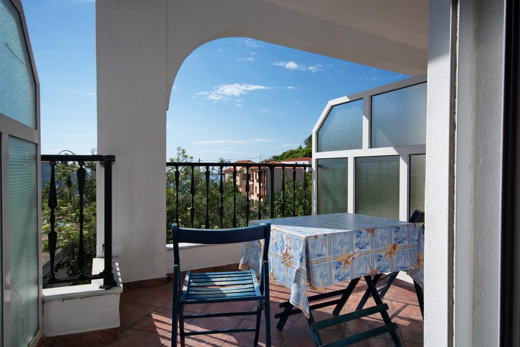 Studios Nelli Alonissos Patitírion Quarto foto
